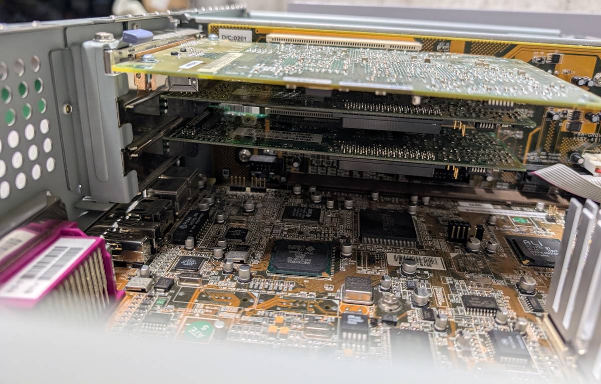 Sun Microsystems Sun Blade 100 SPARC UNIX Desktop Workstation