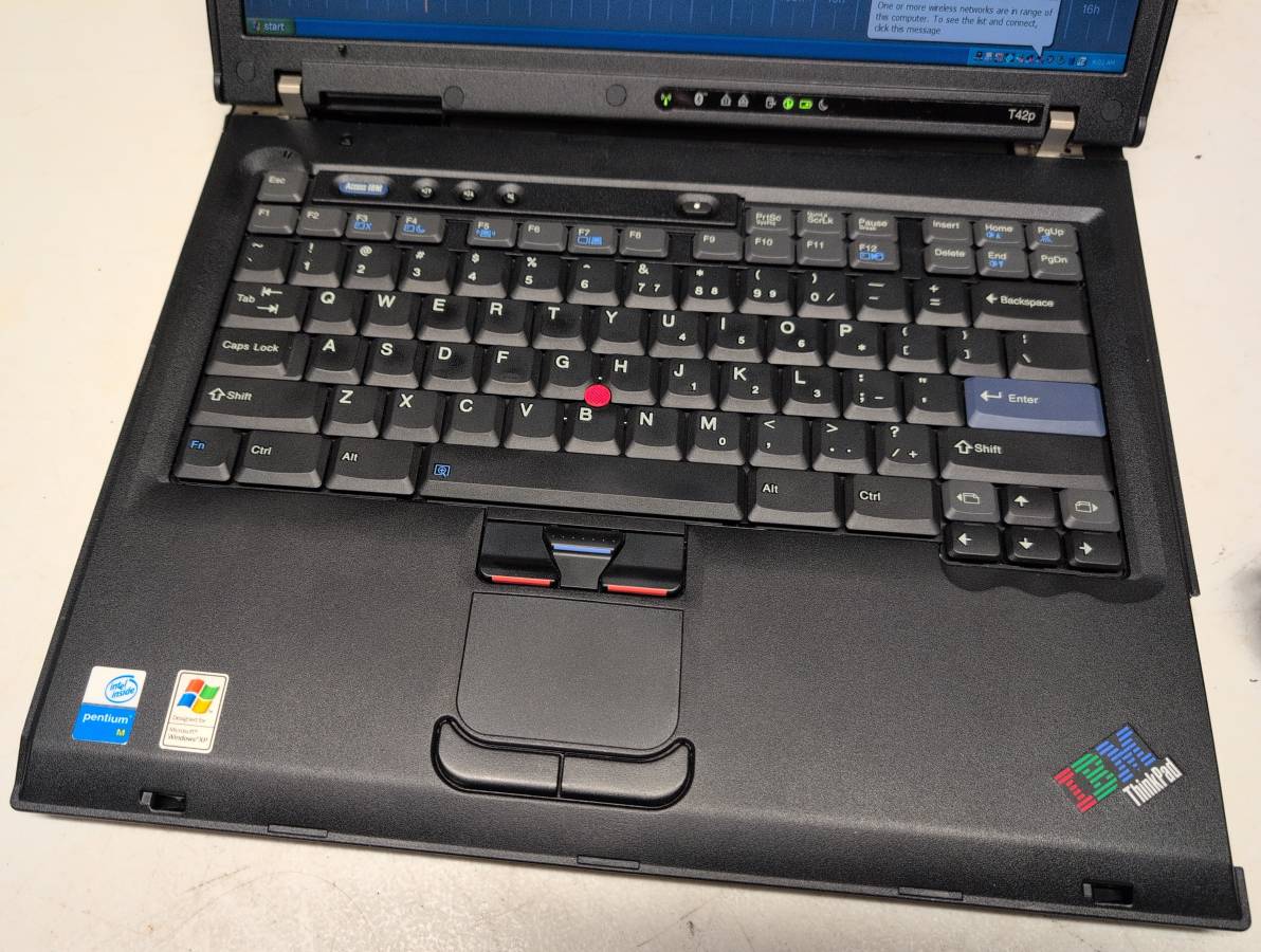 15" IBM ThinkPad T42p Flexview Vintage Windows XP Laptop