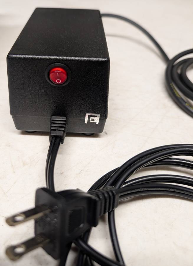 Commodore 64 replacement power supply C64 PSU