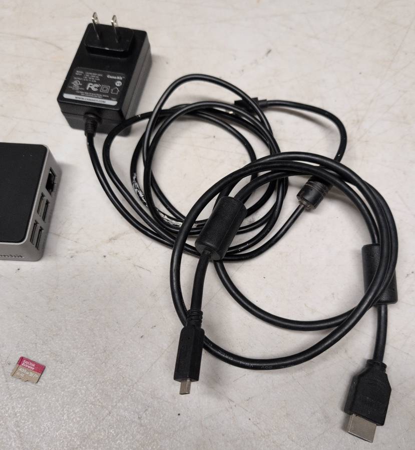 Raspberry Pi 4 Model B 4GB Board w/ 400GB card