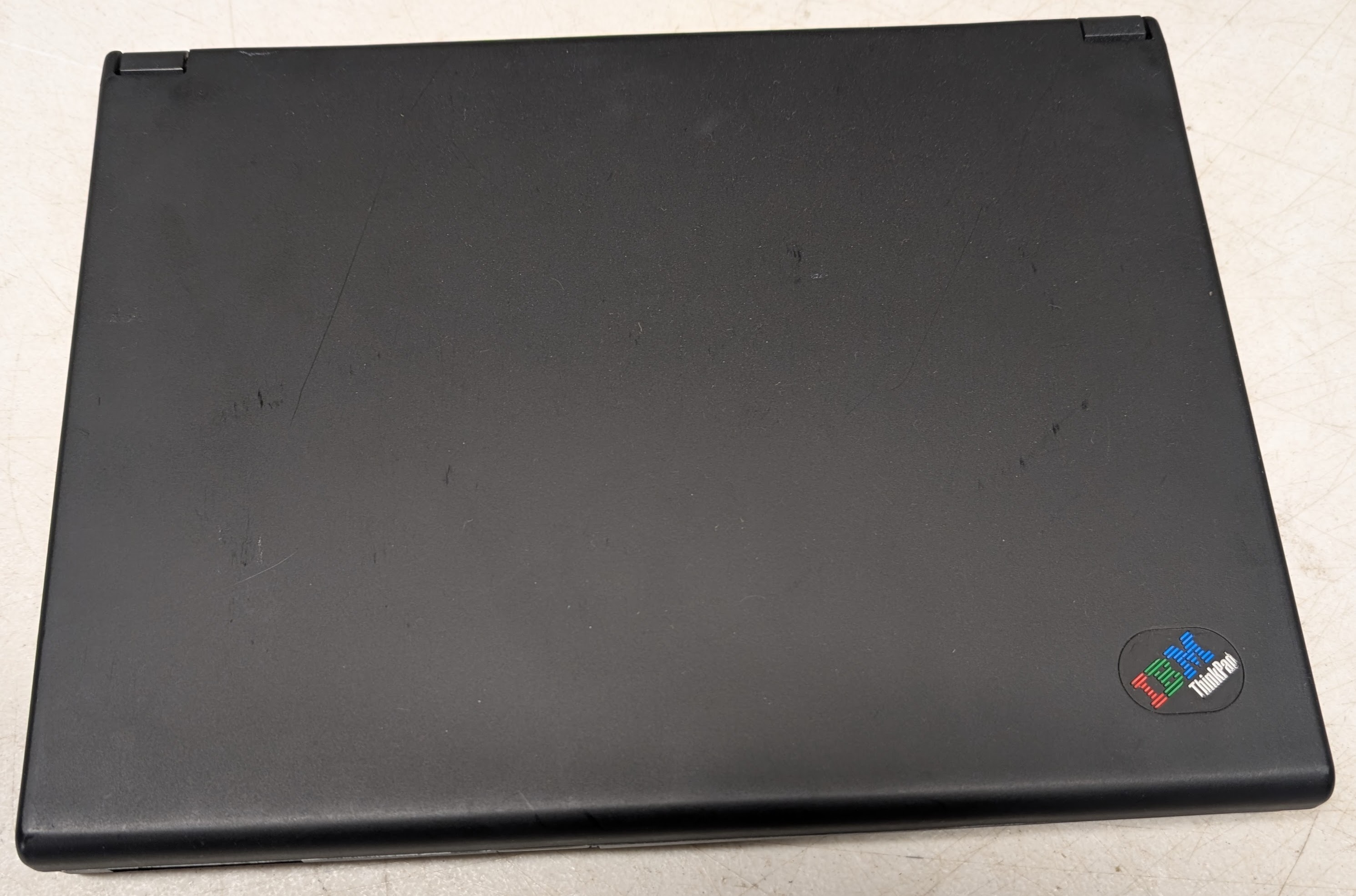 IBM ThinkPad 560 Windows 98 Pentium Laptop