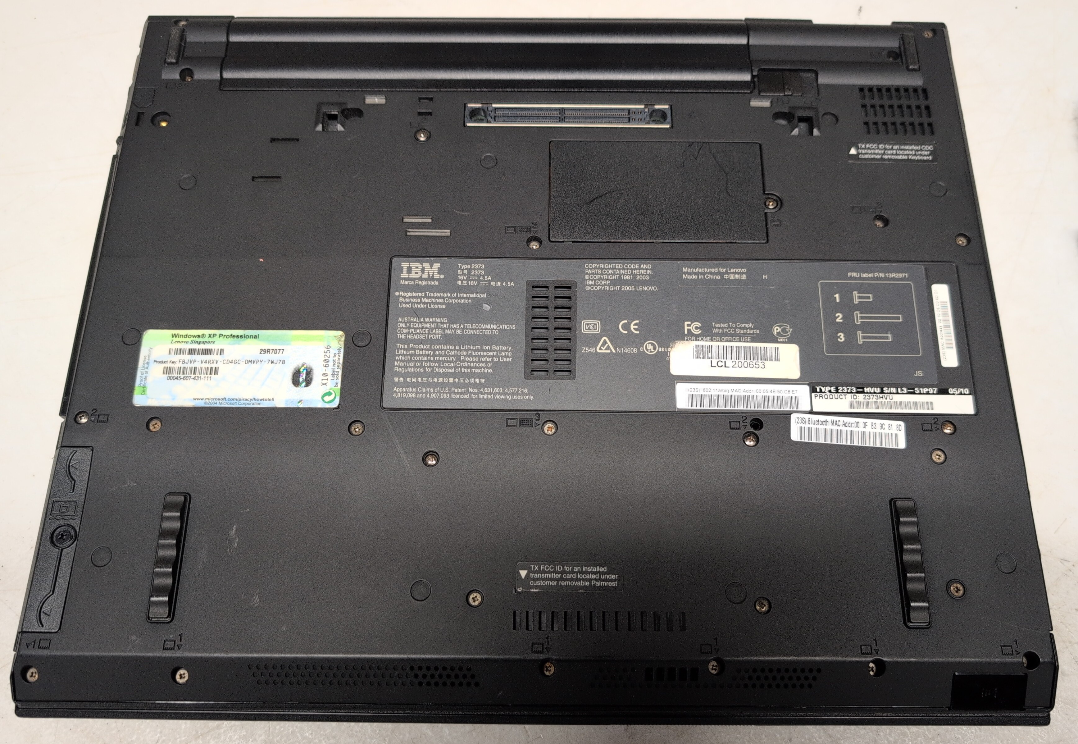 15" IBM ThinkPad T42p Flexview Vintage Windows XP Laptop