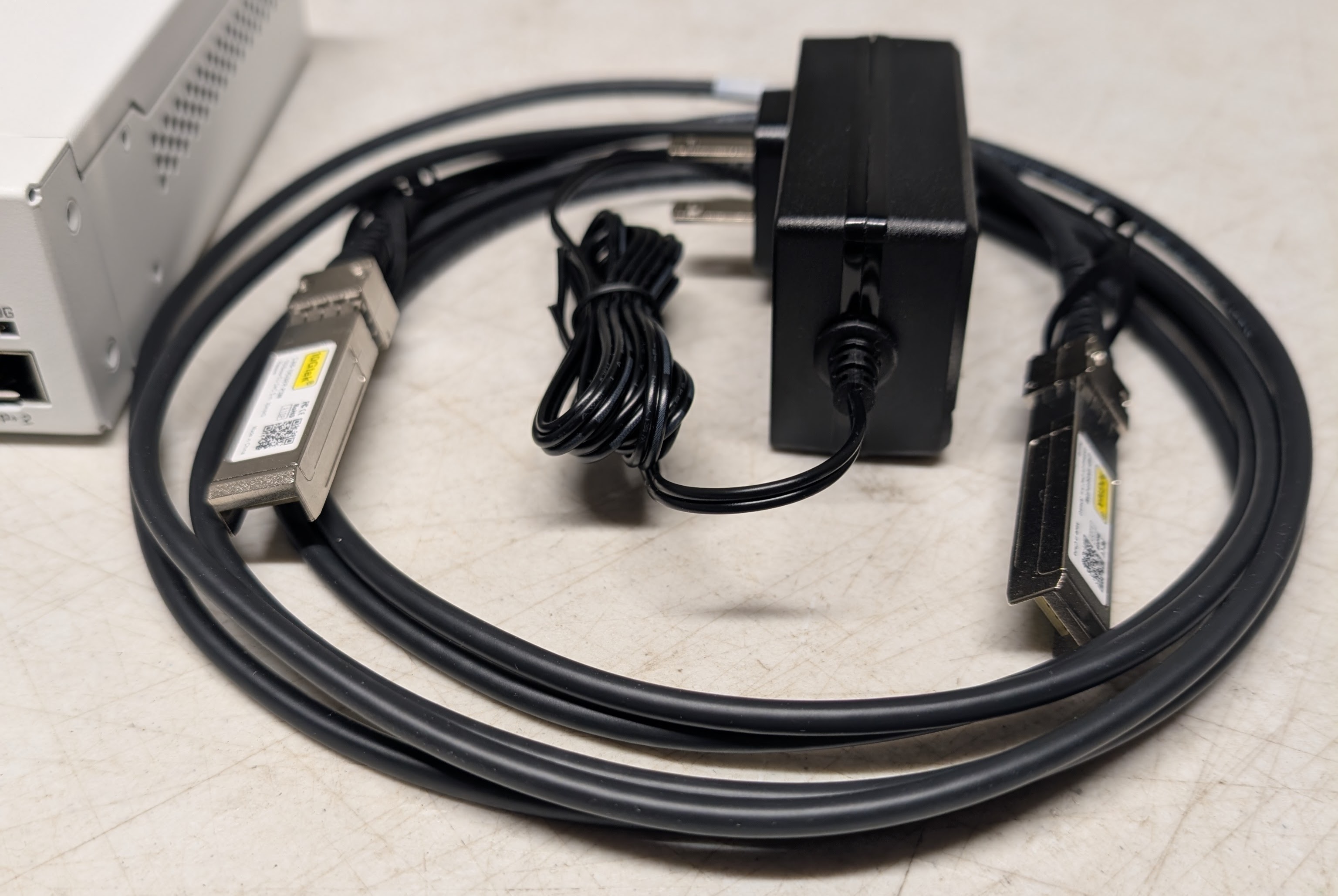MikroTik CSS610-8G-2S+IN 8 Port gigabit switch