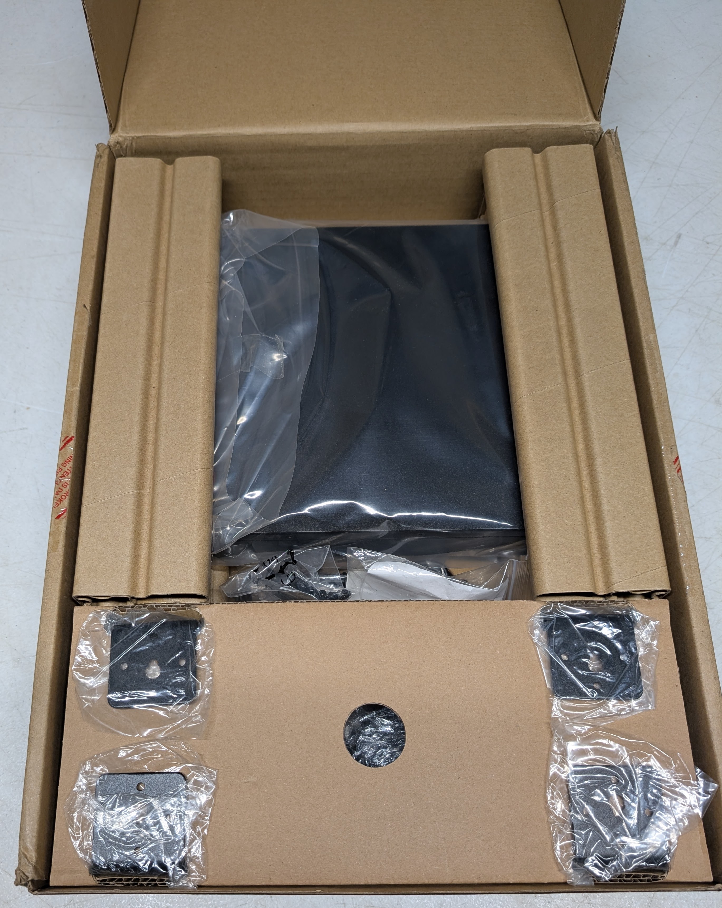 Dell EMC Networking Switch N1108T-ON 8 port 1GbE