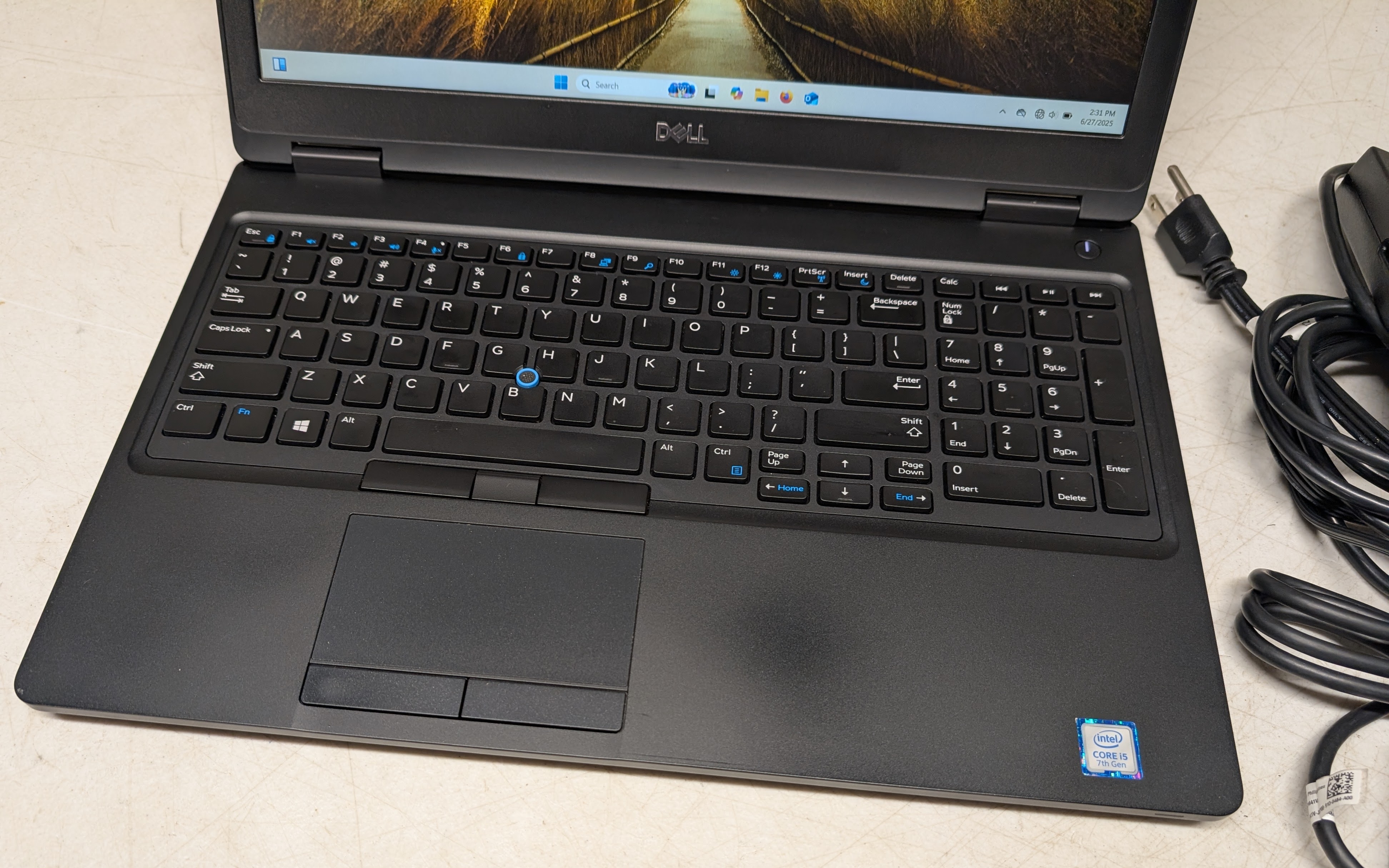 Dell Latitude 5590 i5 laptop w/ 24GB of RAM, dock, Windows 11