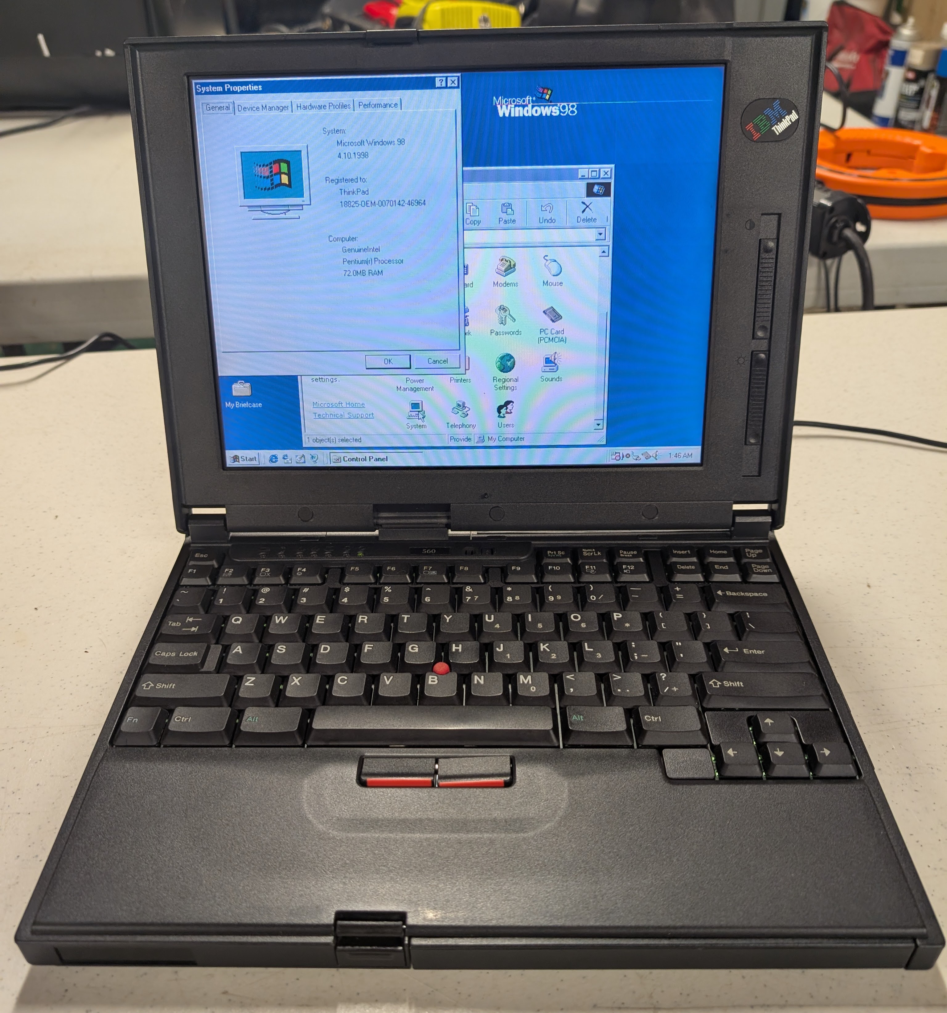 IBM ThinkPad 560 Windows 98 Pentium Laptop