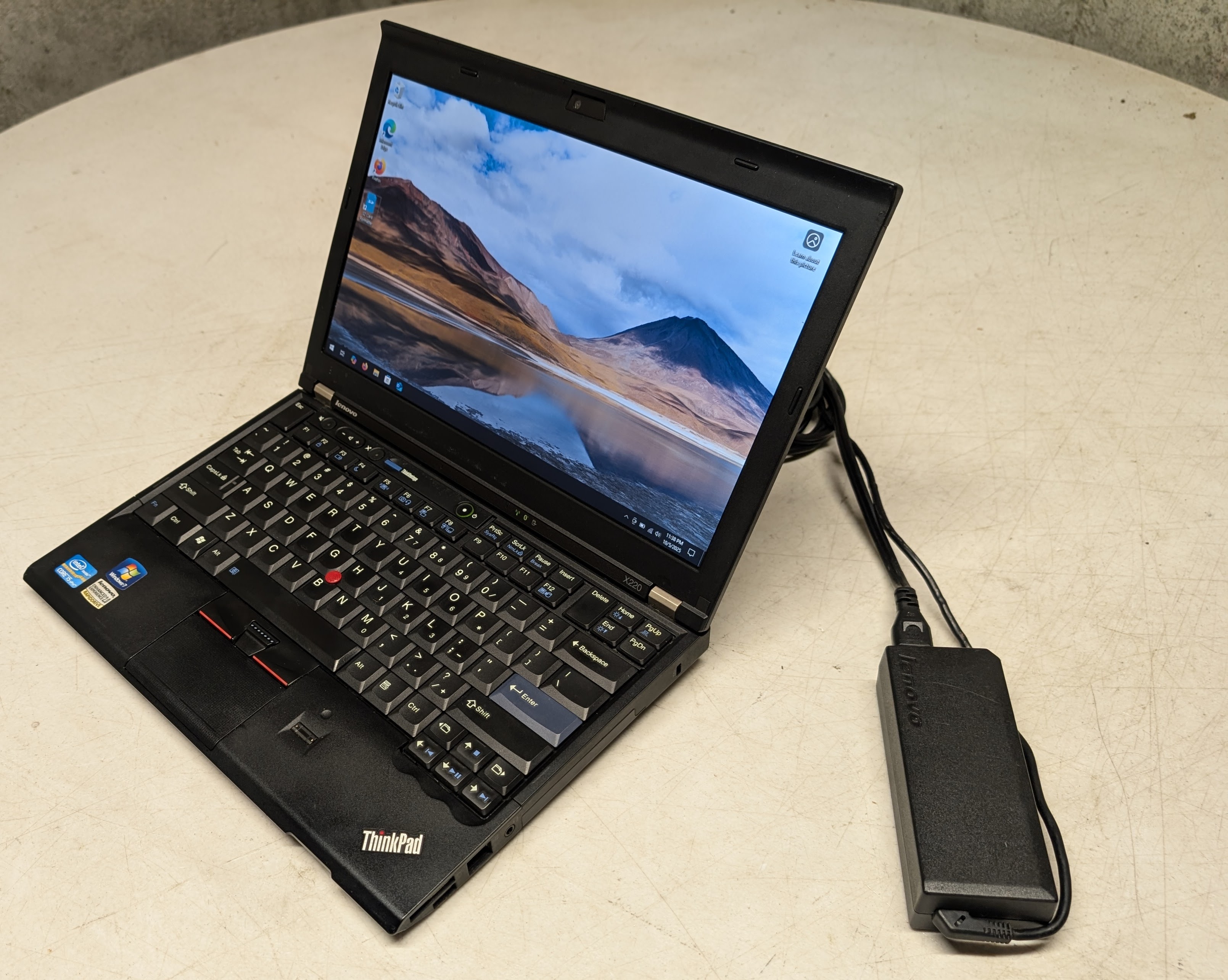 Lenovo ThinkPad X220 laptop