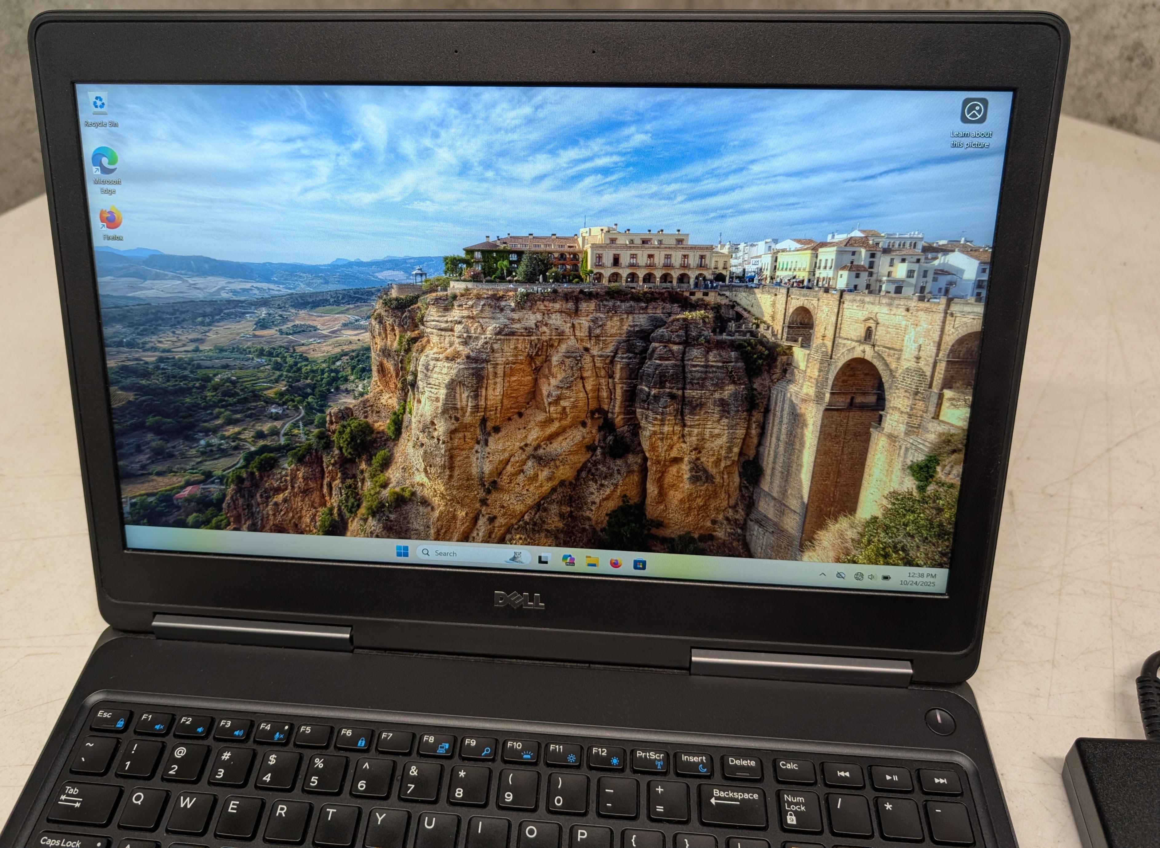 Dell Precision 7520 Intel Xeon 15.6" Workstation Laptop