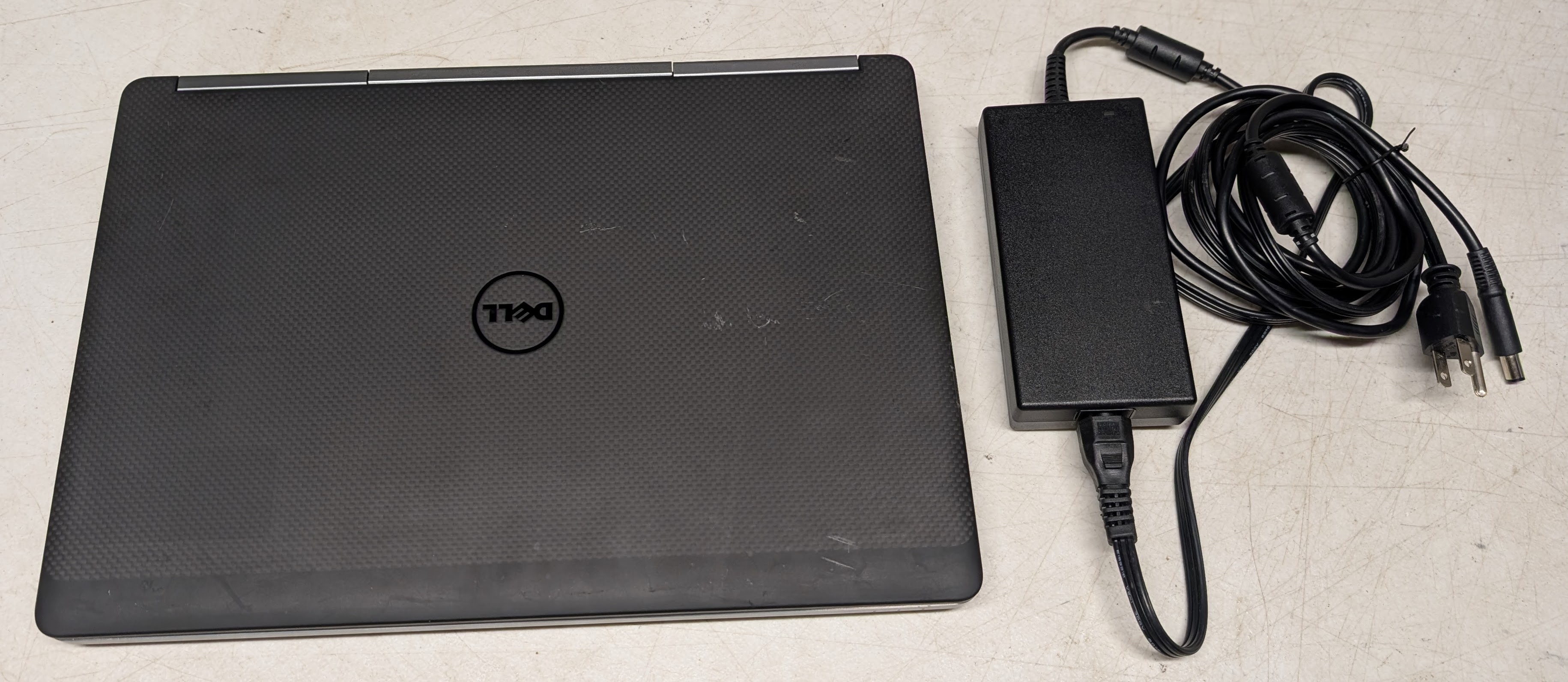 Dell Precision 7520 Intel Xeon 15.6" Workstation Laptop