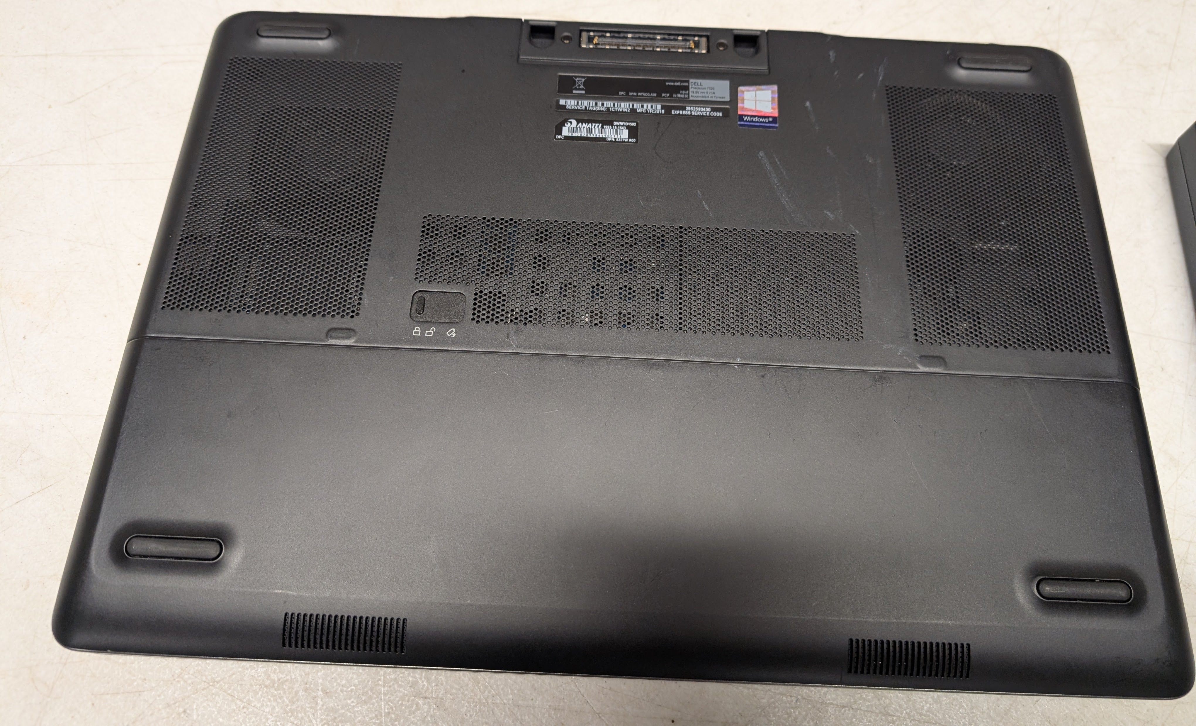 Dell Precision 7520 Intel Xeon 15.6" Workstation Laptop