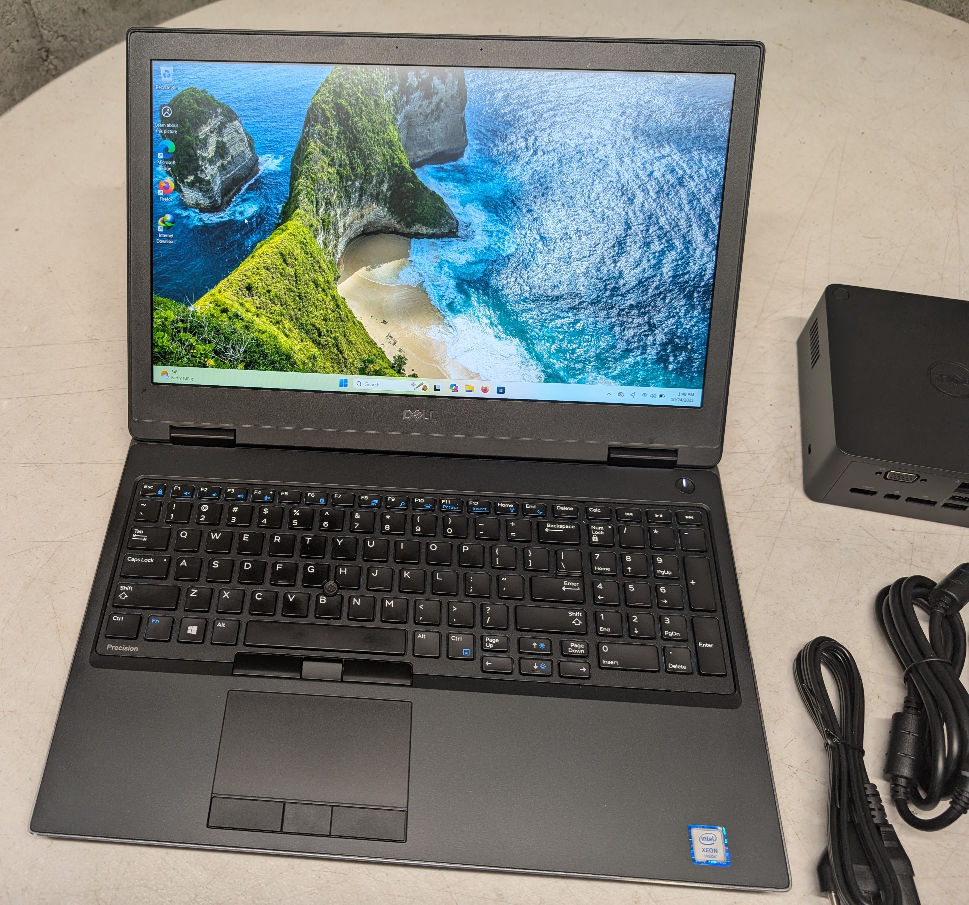 Dell Precision 7530 15.6" Windows 11 Xeon Laptop