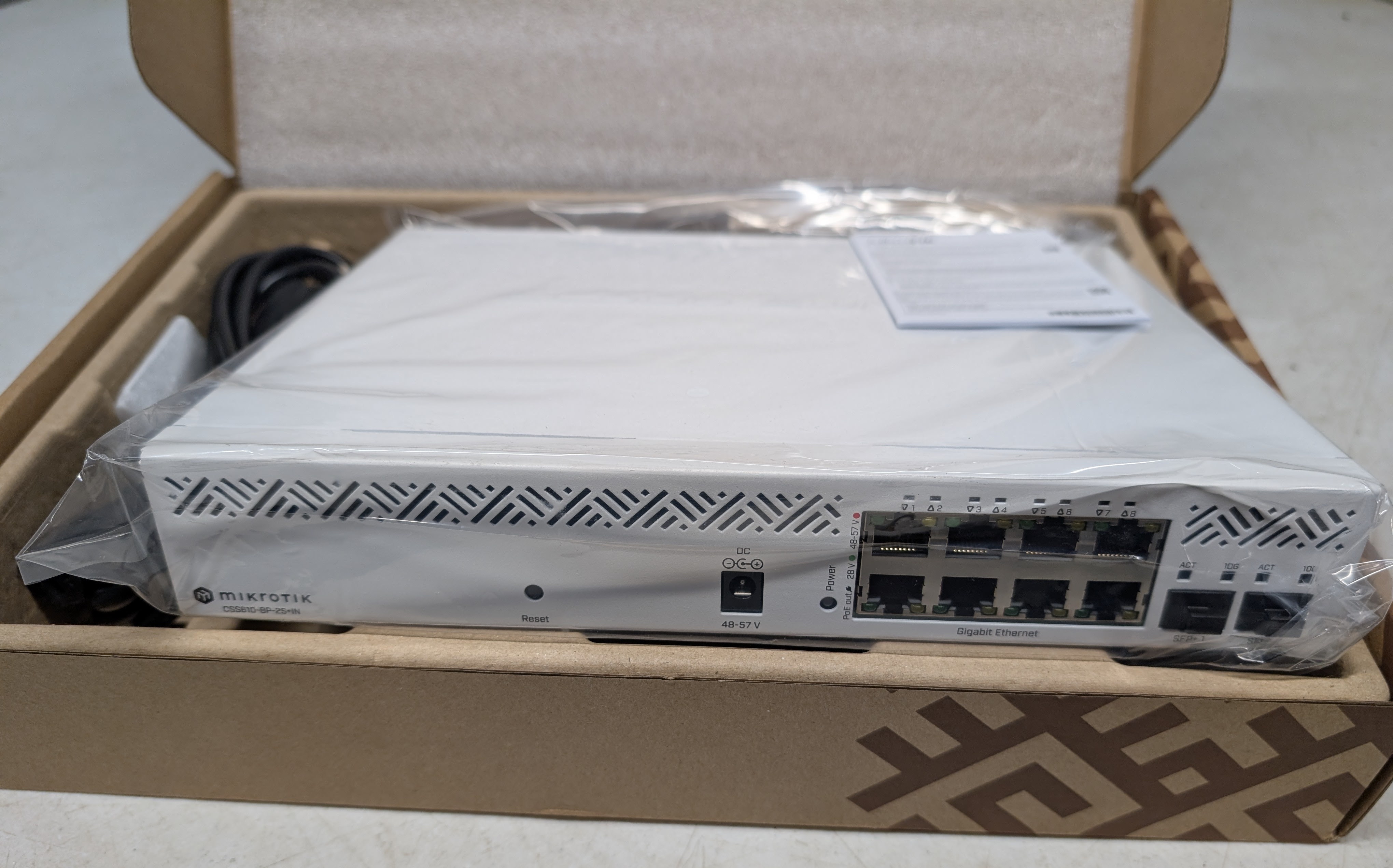 Mikrotik CSS610-8P-2S+IN 8 Port Gigabit PoE Switch