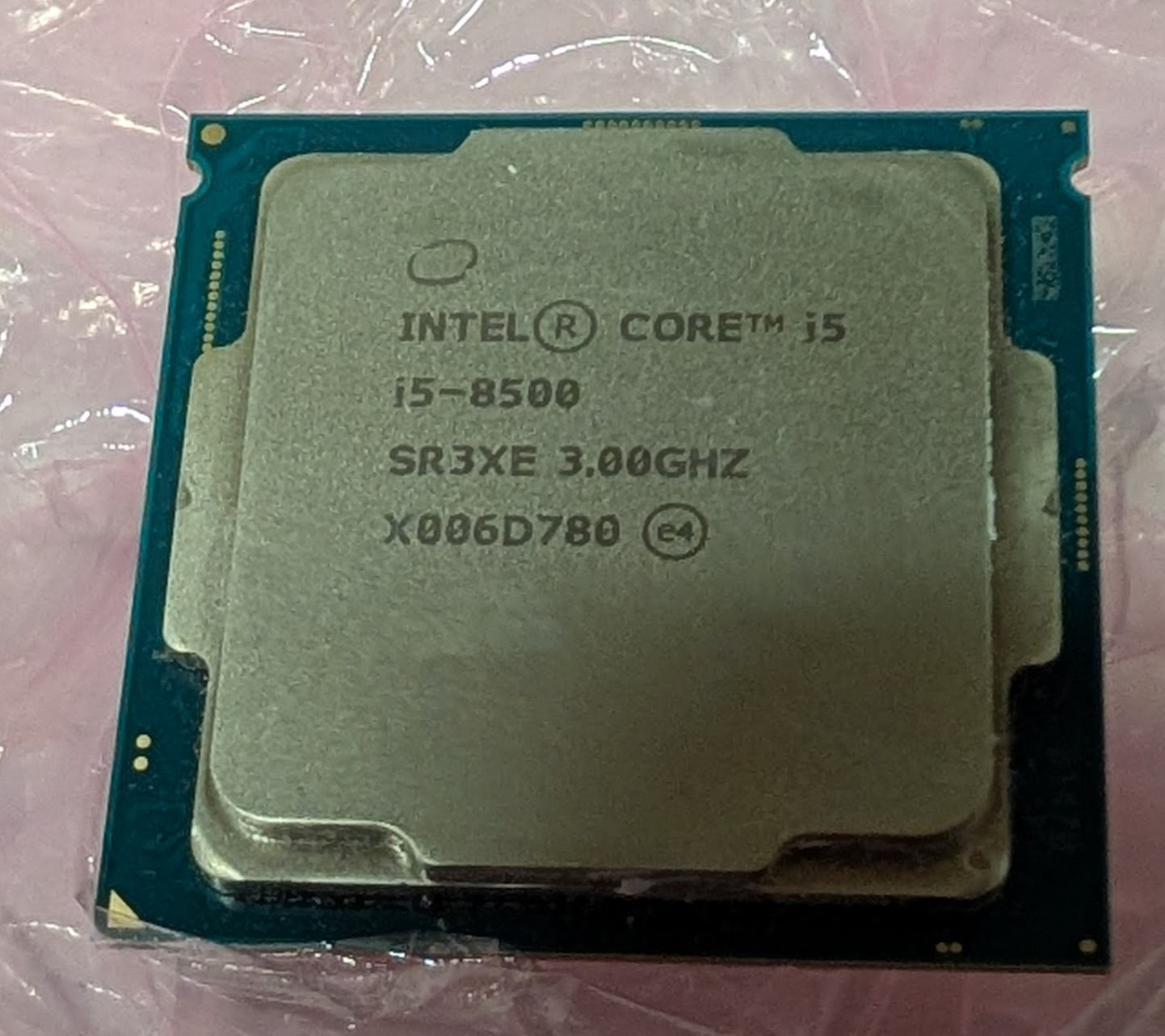 Intel Core i5-8500 CPU SR3XE Socket LGA1151
